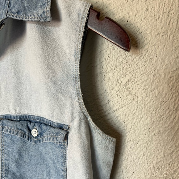 Madewell Two Tone Denim Button Down Tank Top - Picture 8 of 11